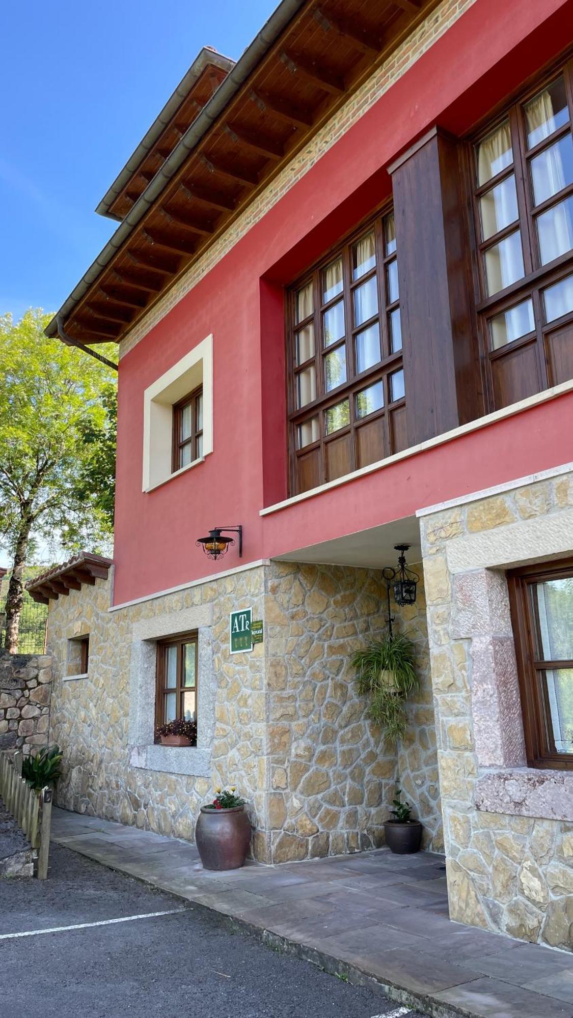 Apartamentos El Picoretu 考恩 外观 照片